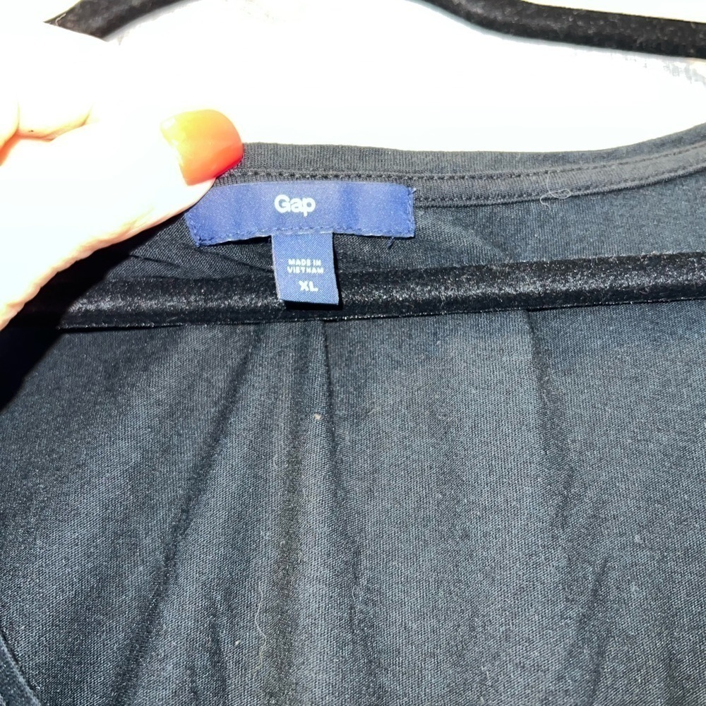Gap Ruffle Front Tank XL - Picture 3 of 7